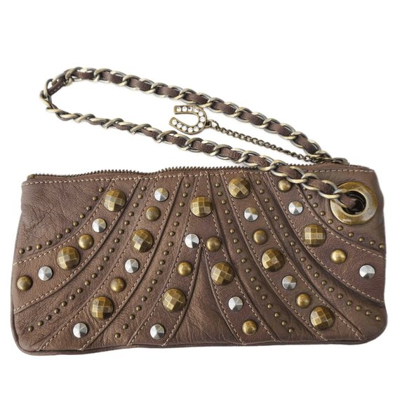 Betsey Johnson Hand Clutch Bag Cell Phone Holder Card Slots Horseshoe Zip Pull - Picture 1 of 6